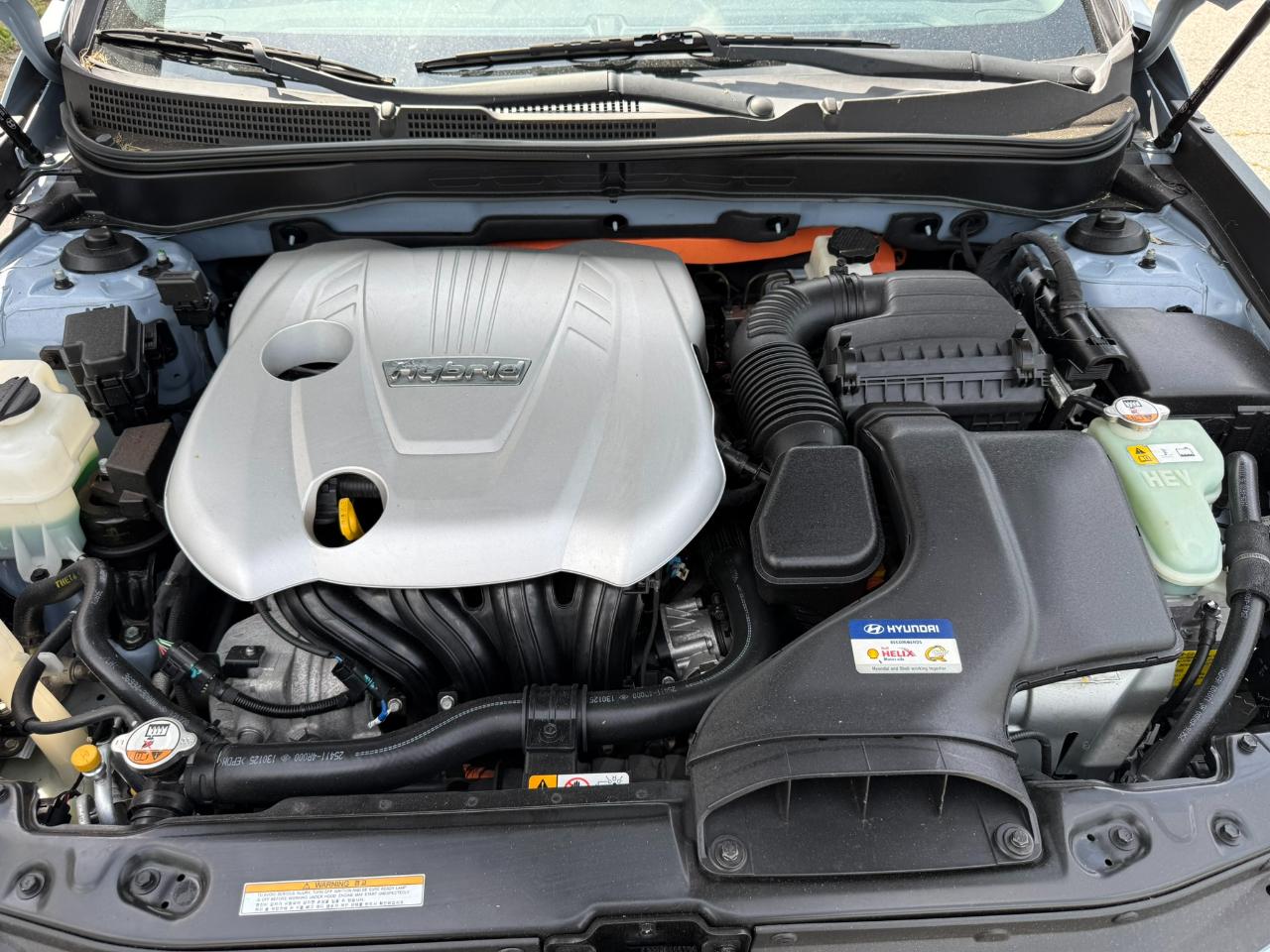 Hyundai Sonata Hybrid Sedan 2013