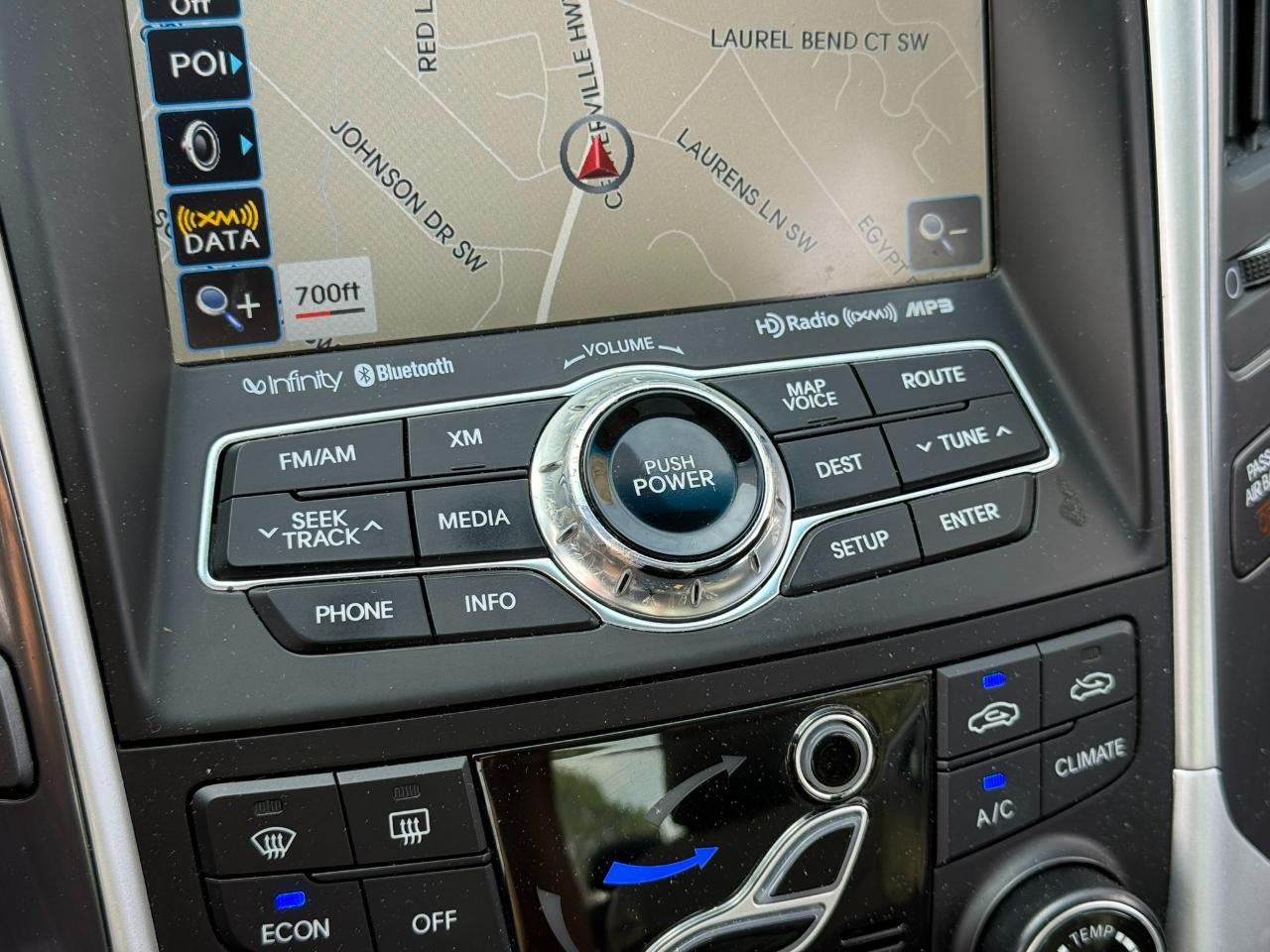 Hyundai Sonata Hybrid Sedan 2013