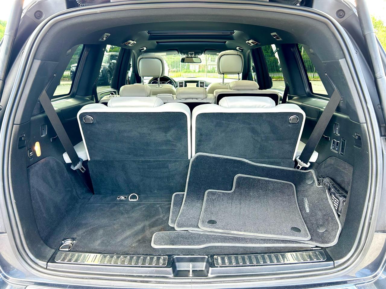 Mercedes-Benz GL-Class GL550 4MATIC 2016