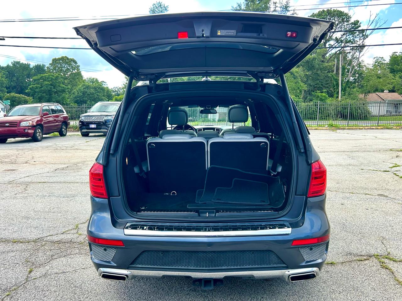 Mercedes-Benz GL-Class GL550 4MATIC 2016
