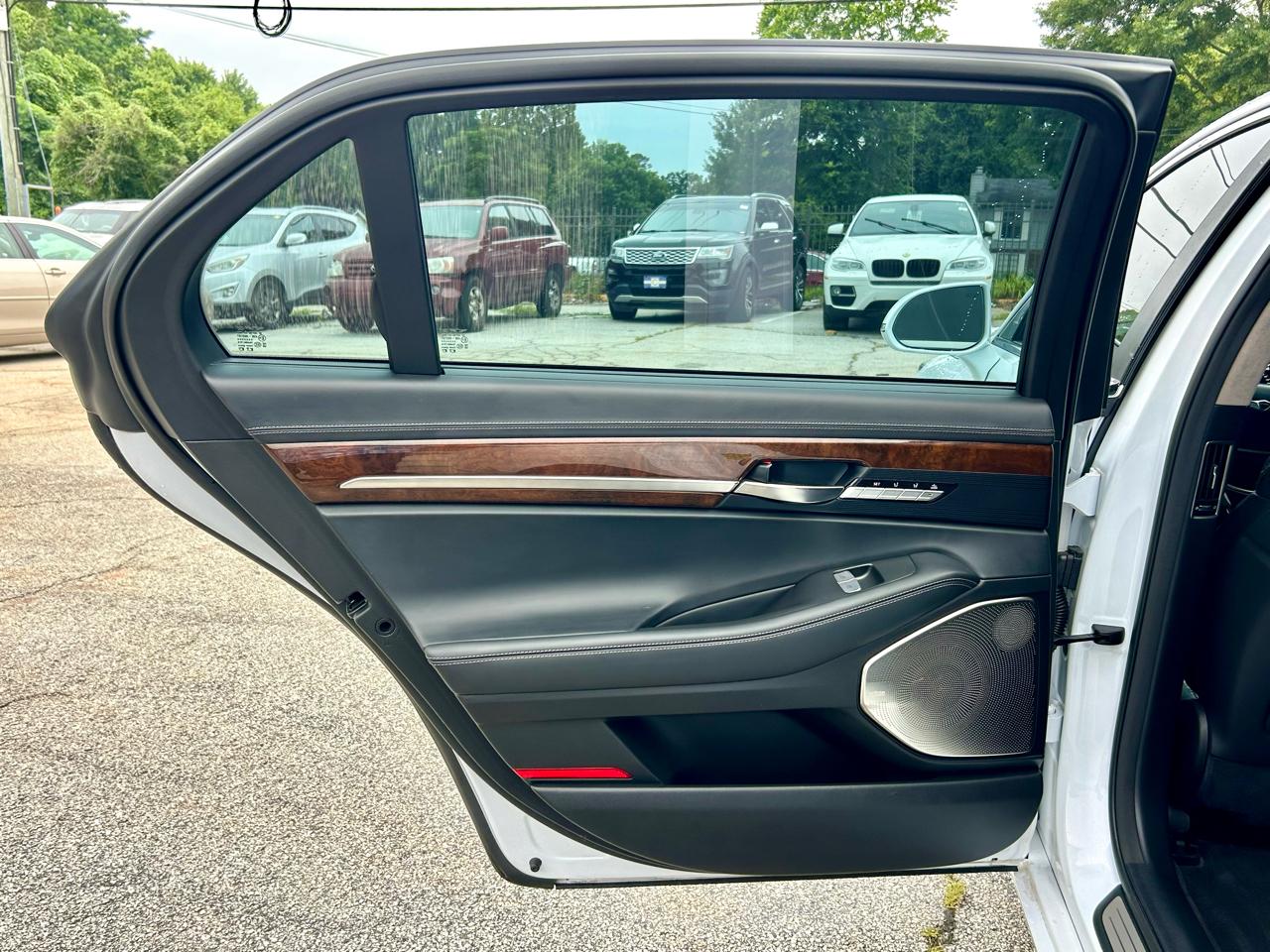 Genesis G90 Ultimate 2019