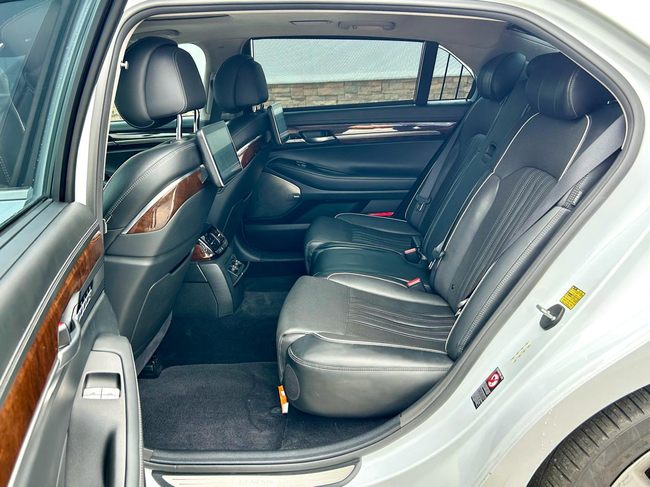 Genesis G90 Ultimate 2019