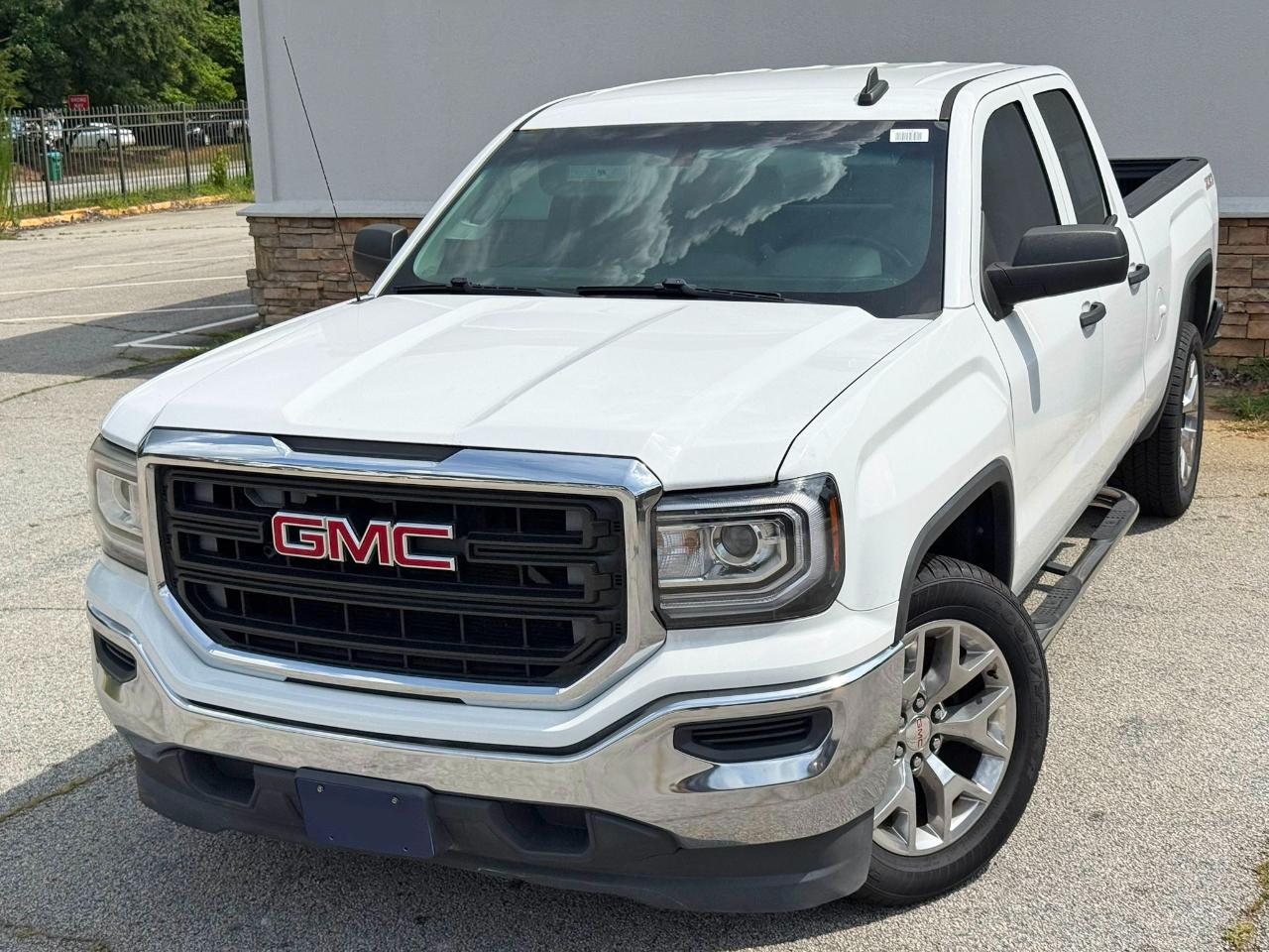 GMC Sierra 1500 Base Double Cab 2WD 2016