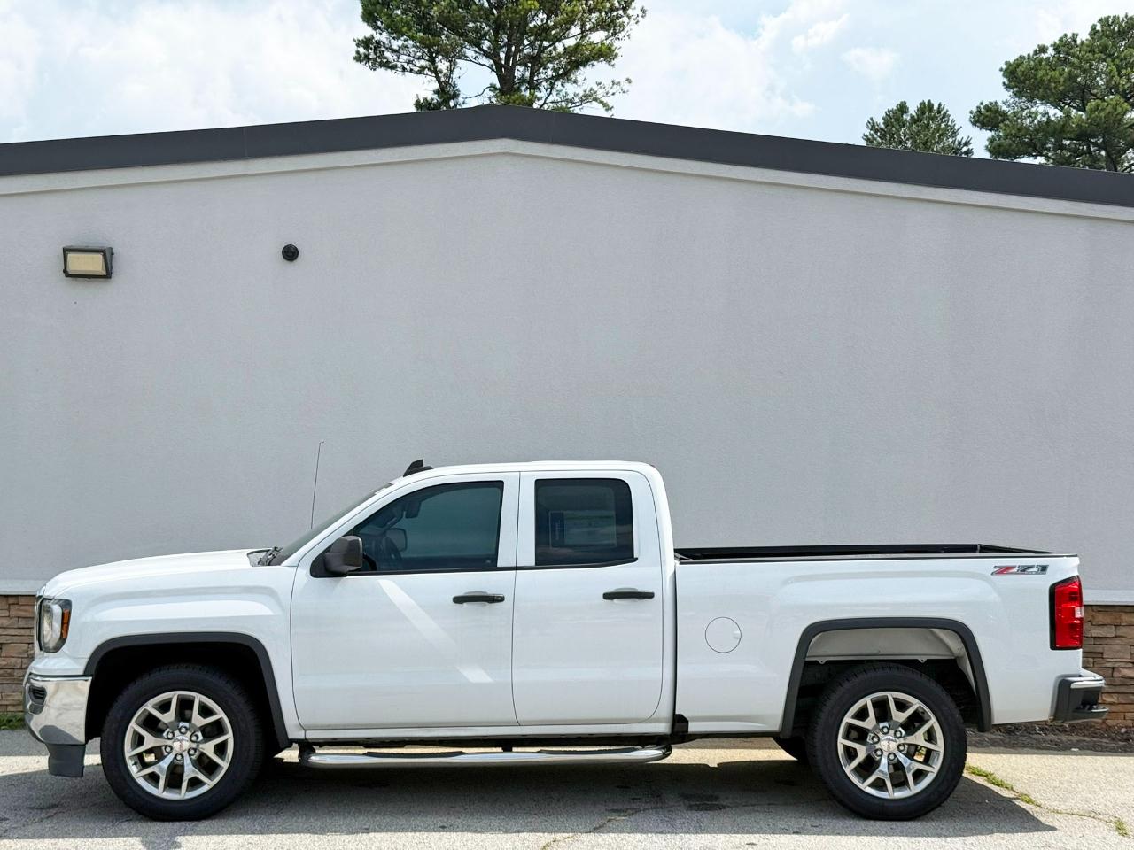 GMC Sierra 1500 Base Double Cab 2WD 2016