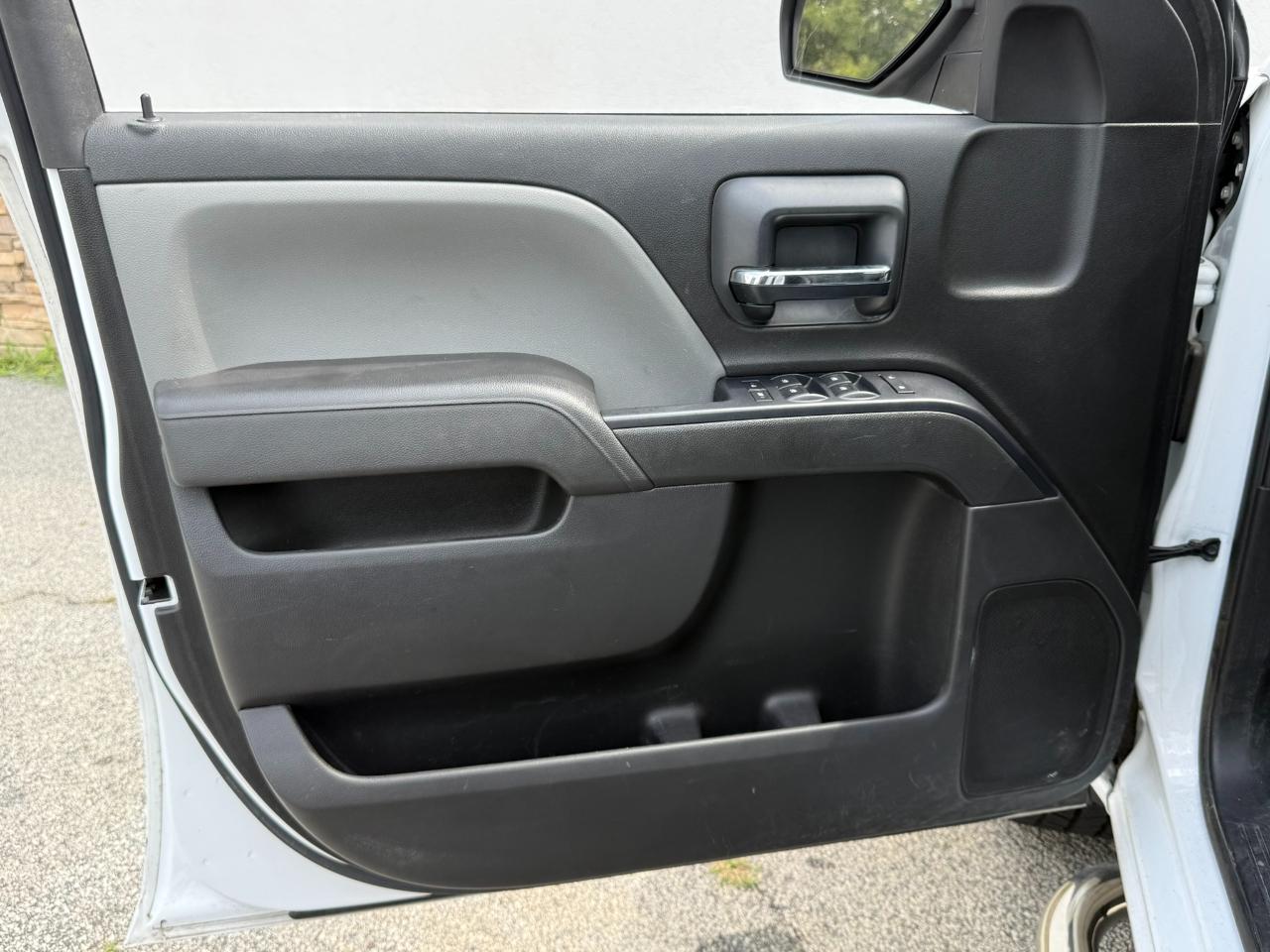 GMC Sierra 1500 Base Double Cab 2WD 2016