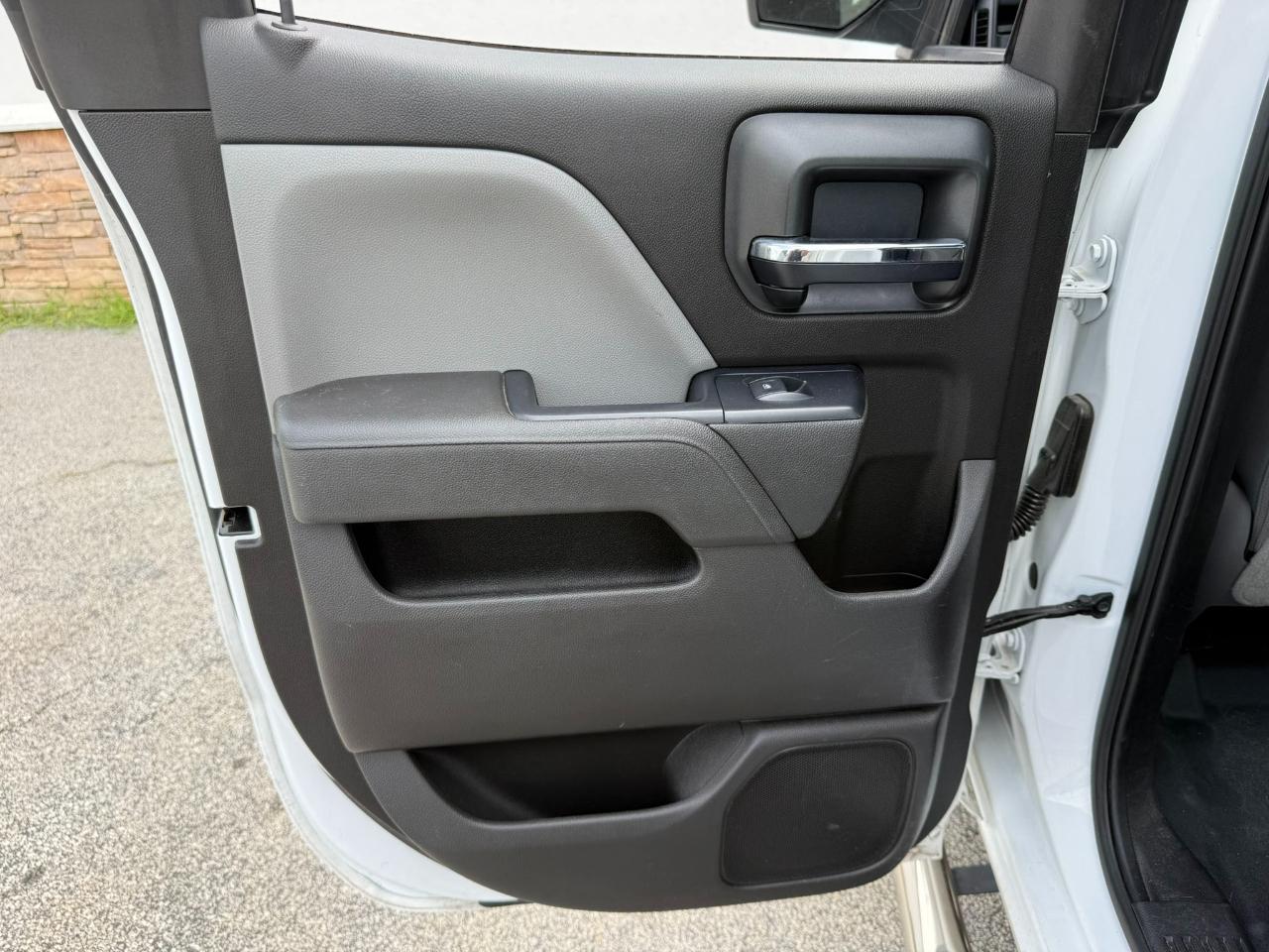 GMC Sierra 1500 Base Double Cab 2WD 2016
