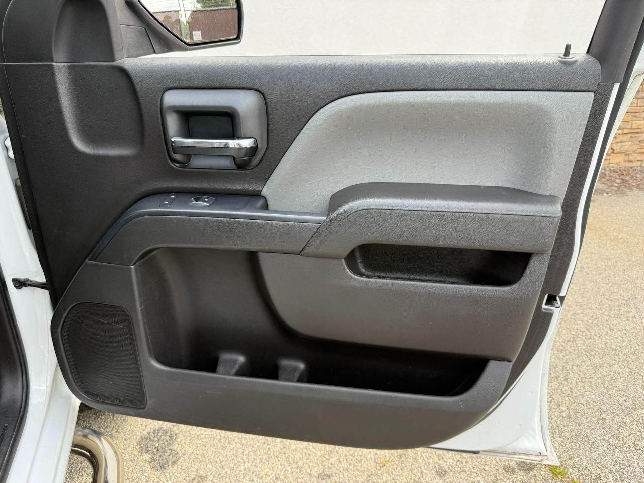 GMC Sierra 1500 Base Double Cab 2WD 2016