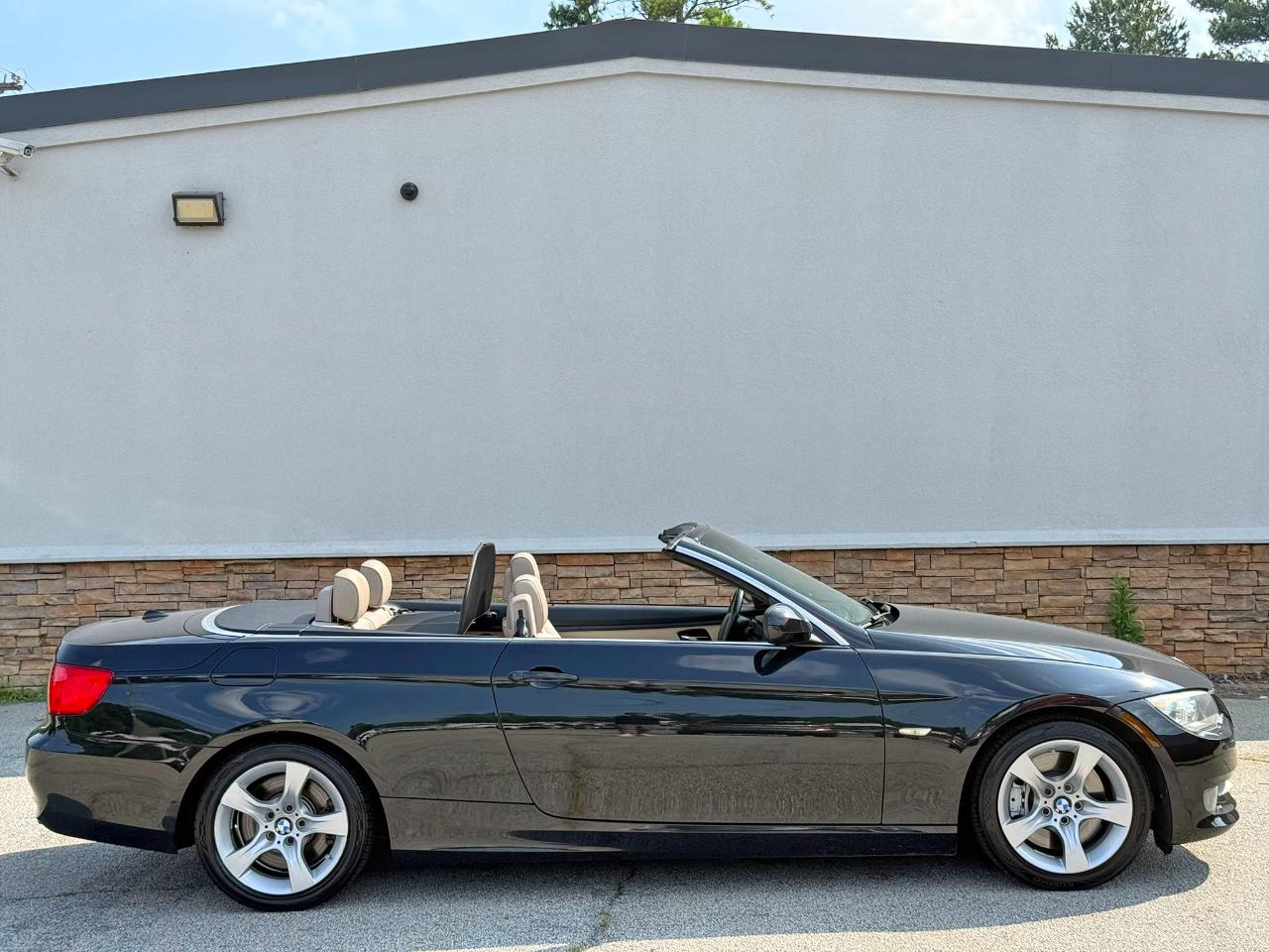 BMW 3-Series 335i Convertible 2013