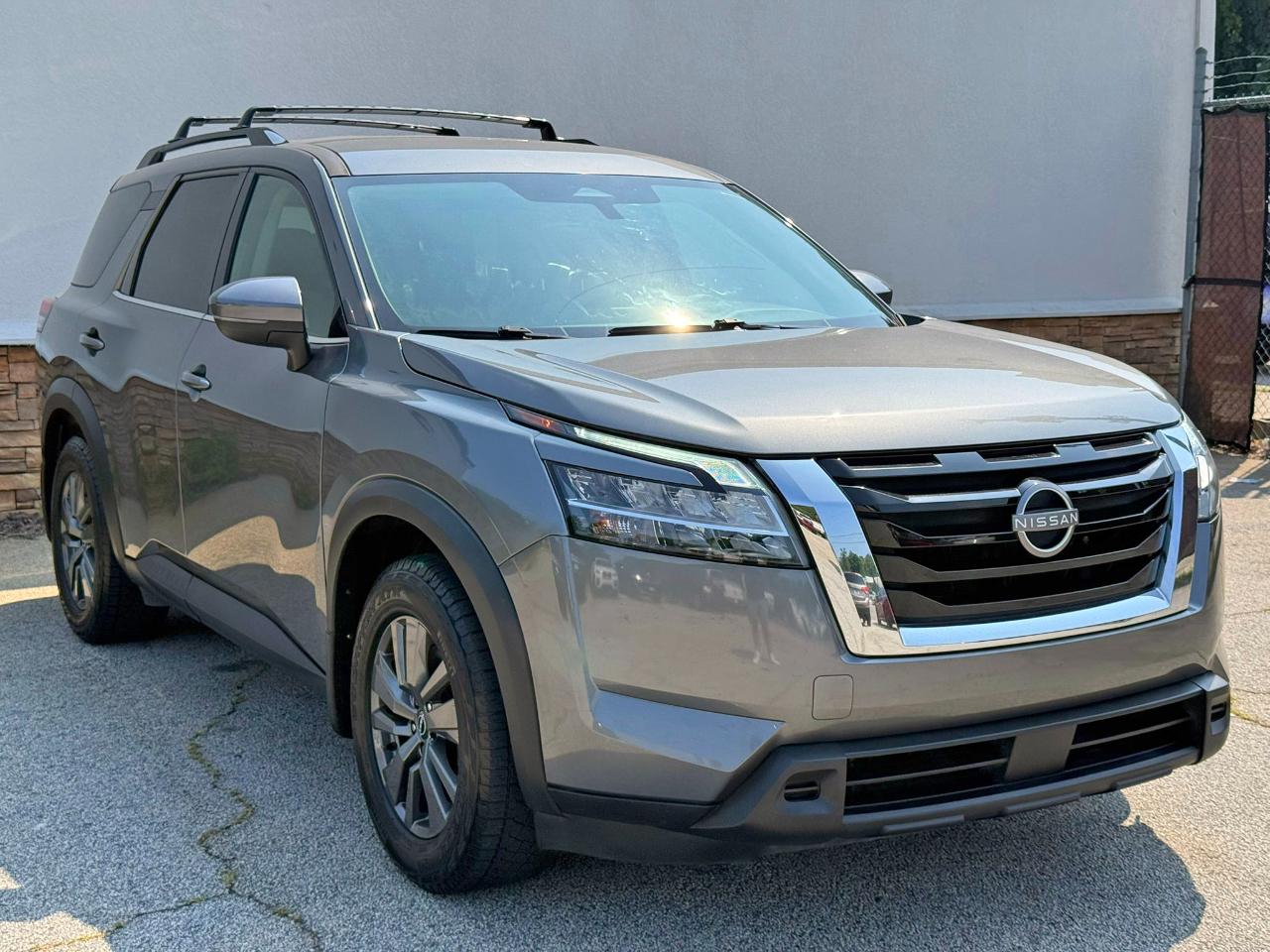 Nissan Pathfinder SV 2022