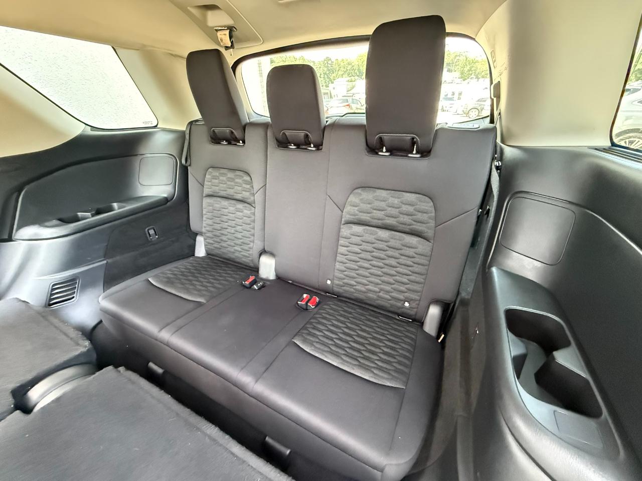 Nissan Pathfinder SV 2022