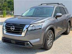 2022 Nissan Pathfinder 