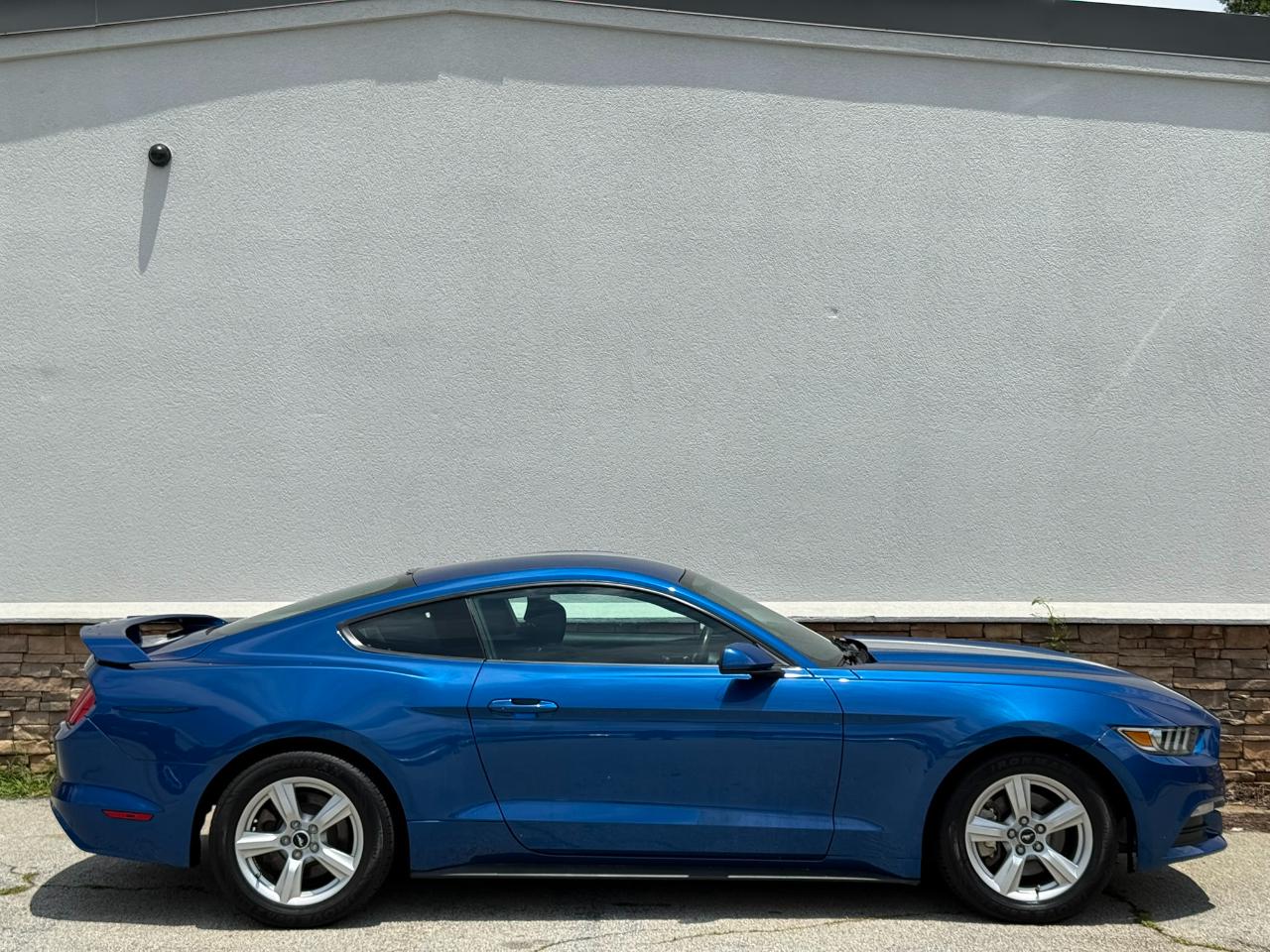 Ford Mustang V6 Coupe 2017