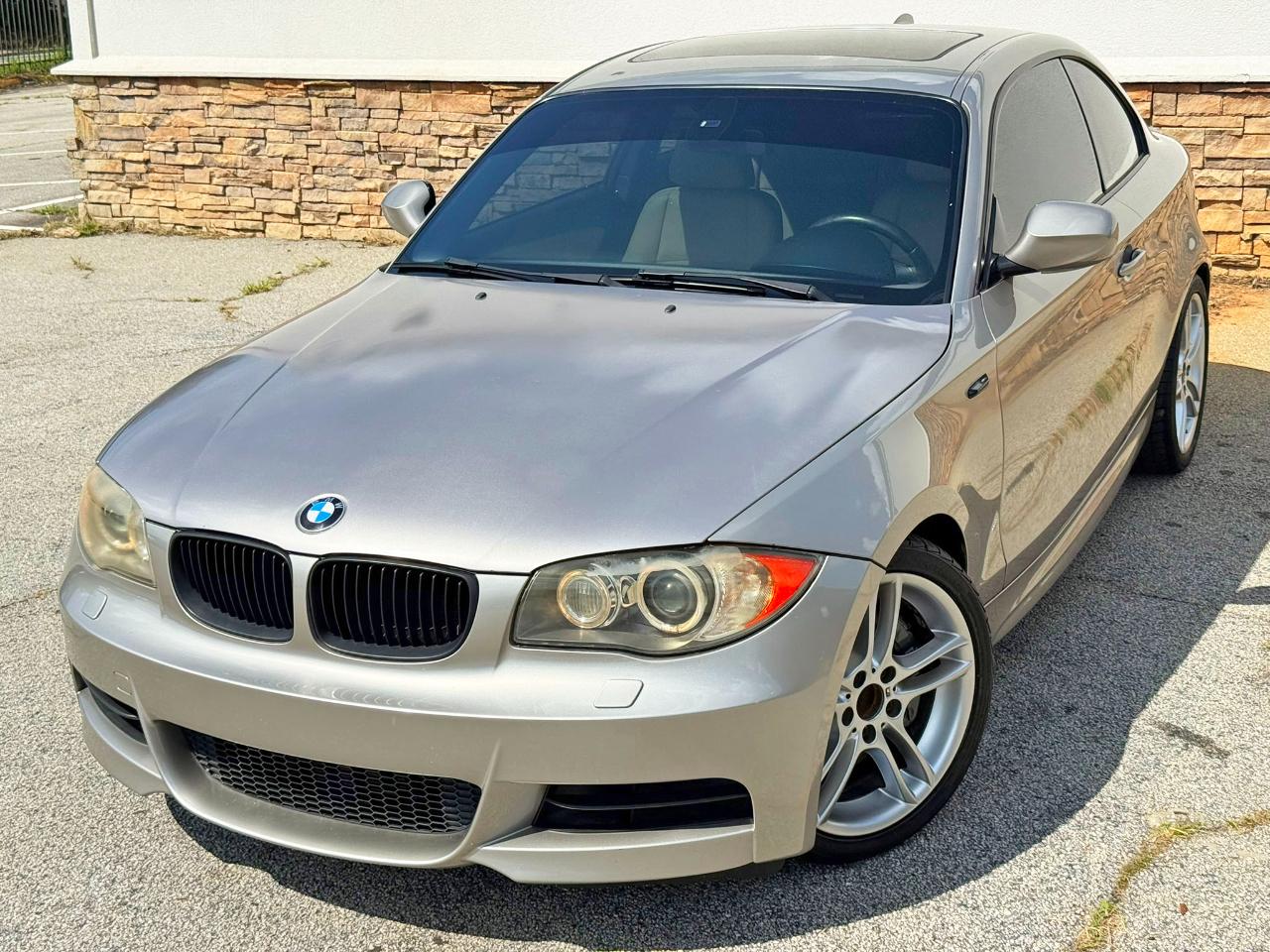 BMW 1-Series  2010