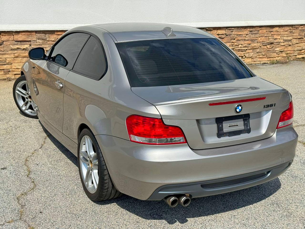 BMW 1-Series  2010