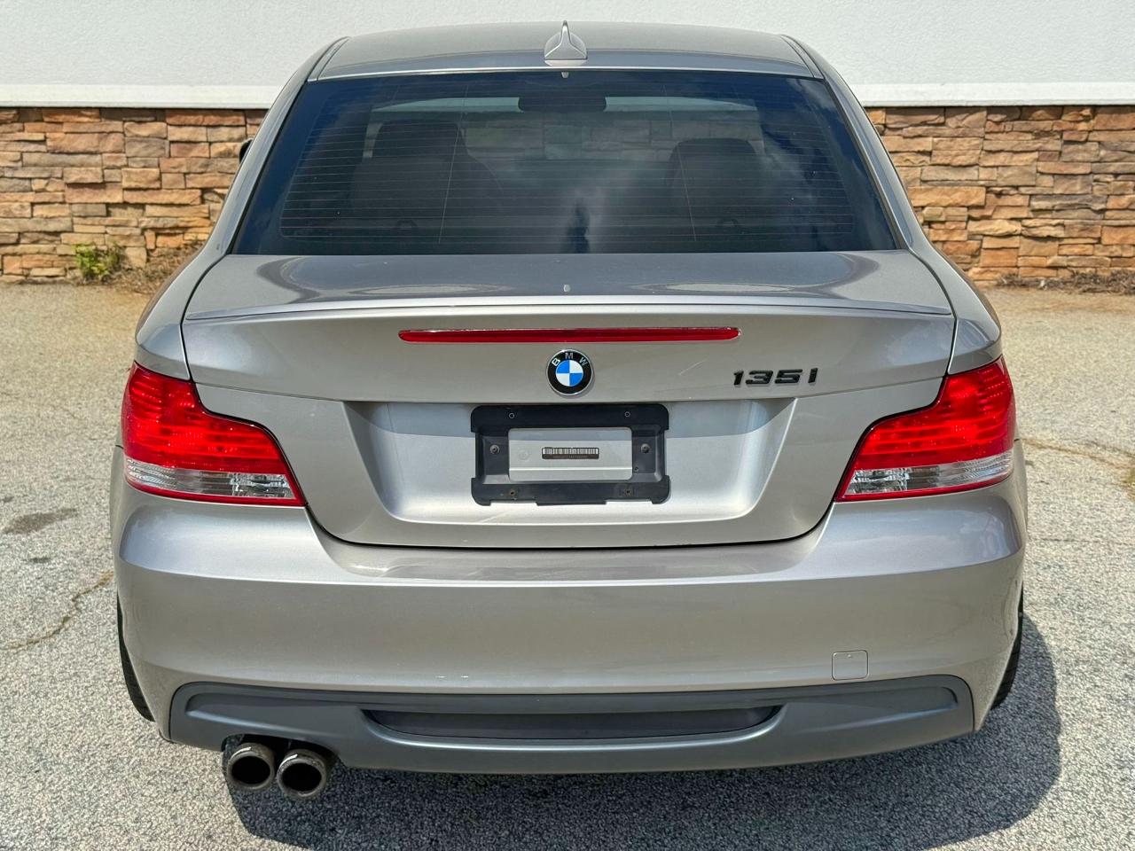 BMW 1-Series  2010