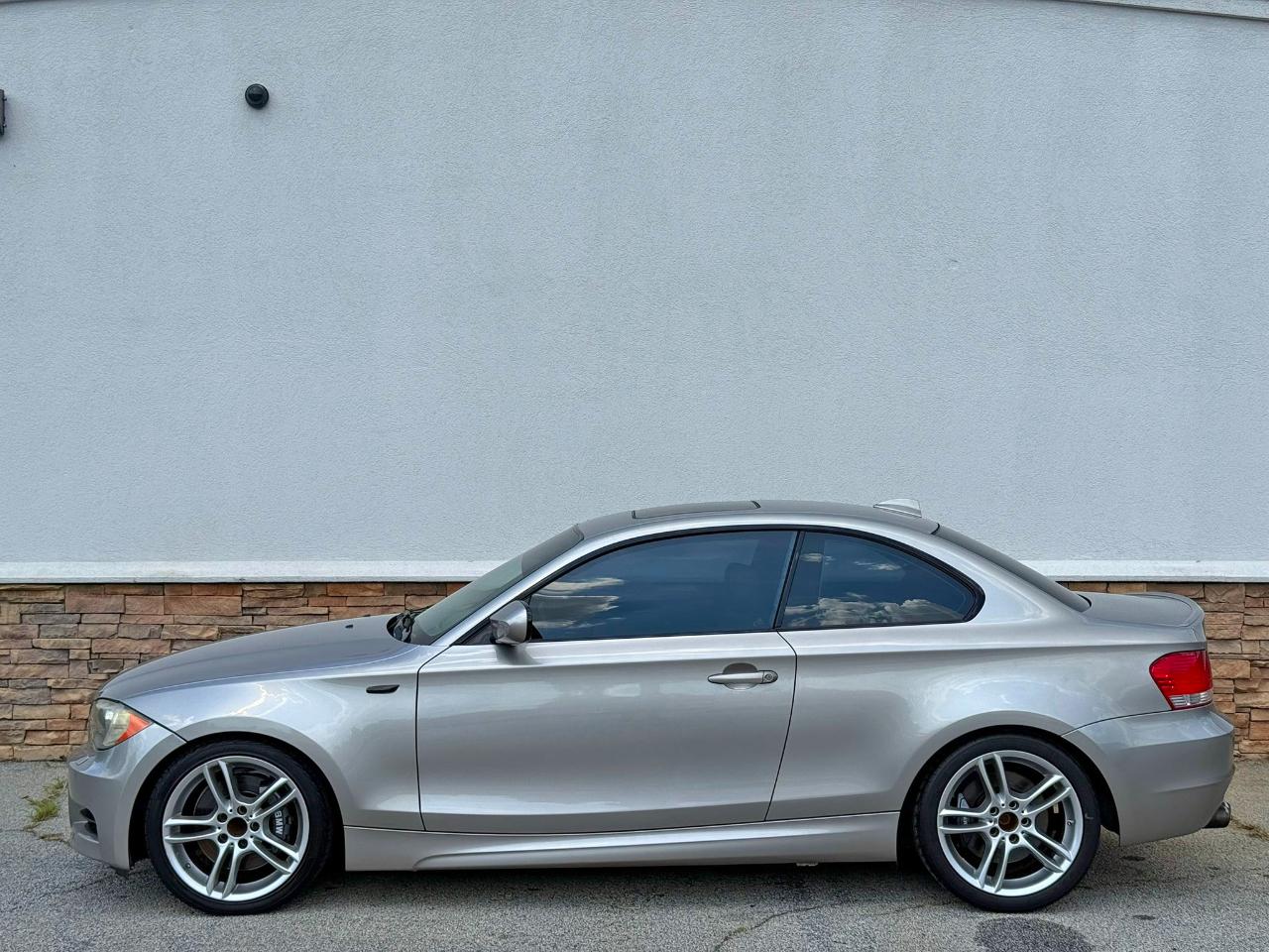 BMW 1-Series  2010