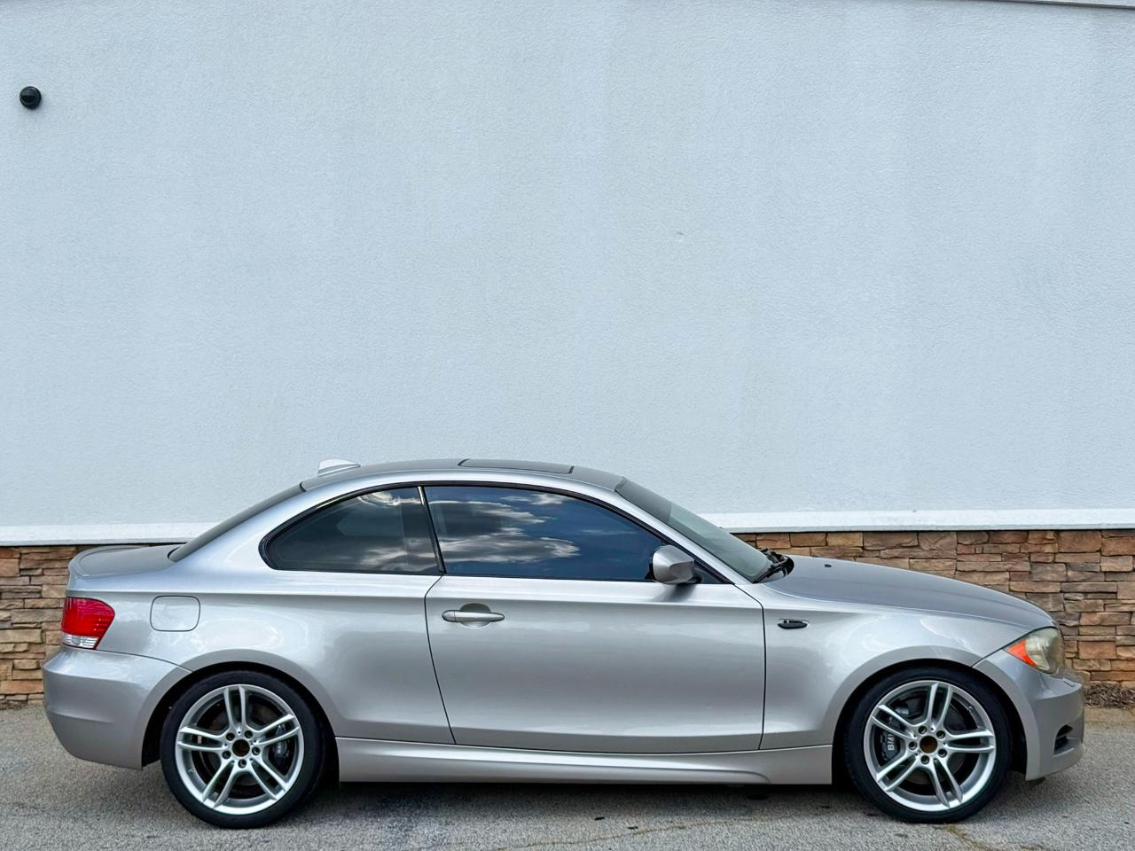 BMW 1-Series  2010