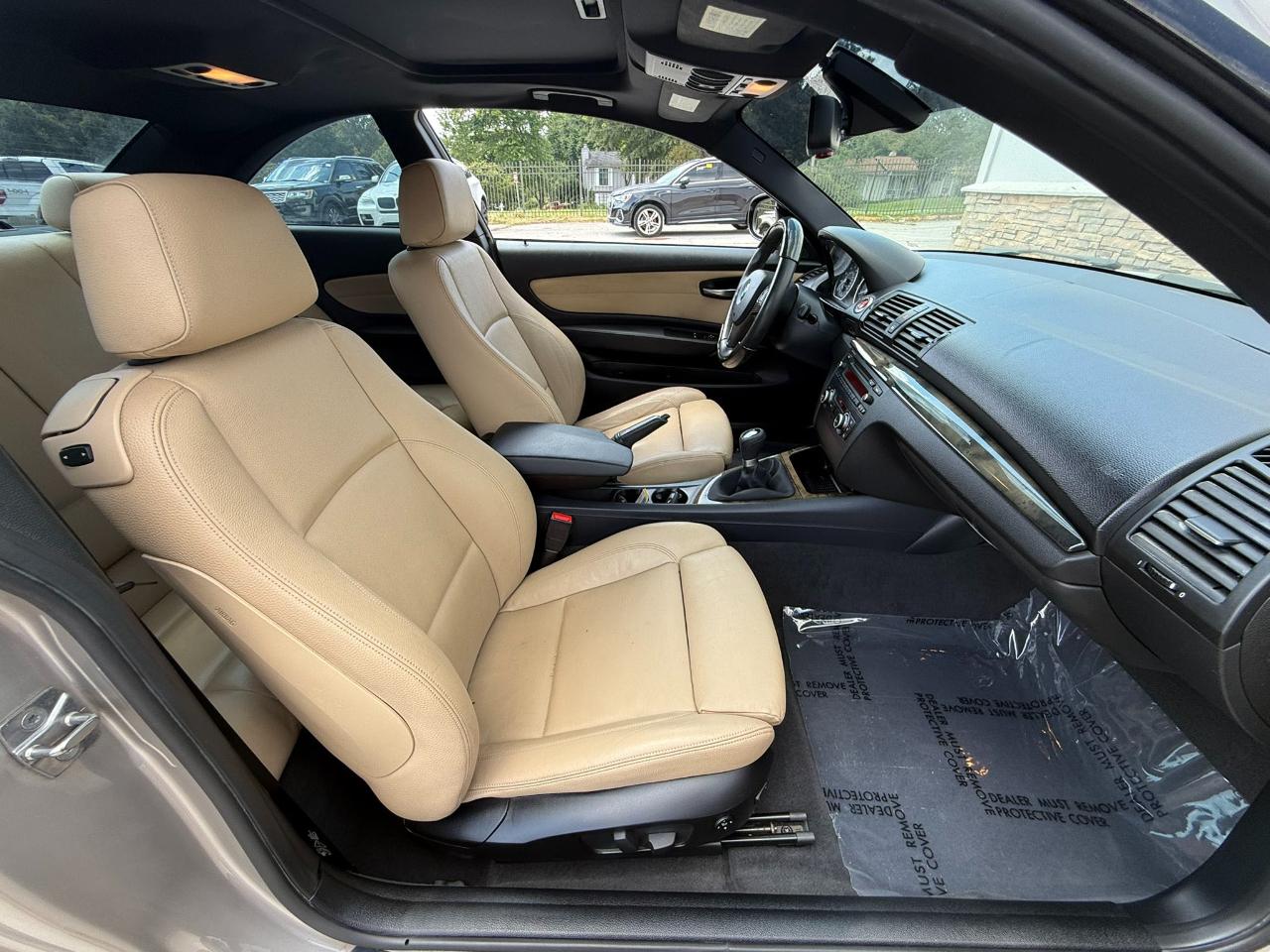 BMW 1-Series  2010