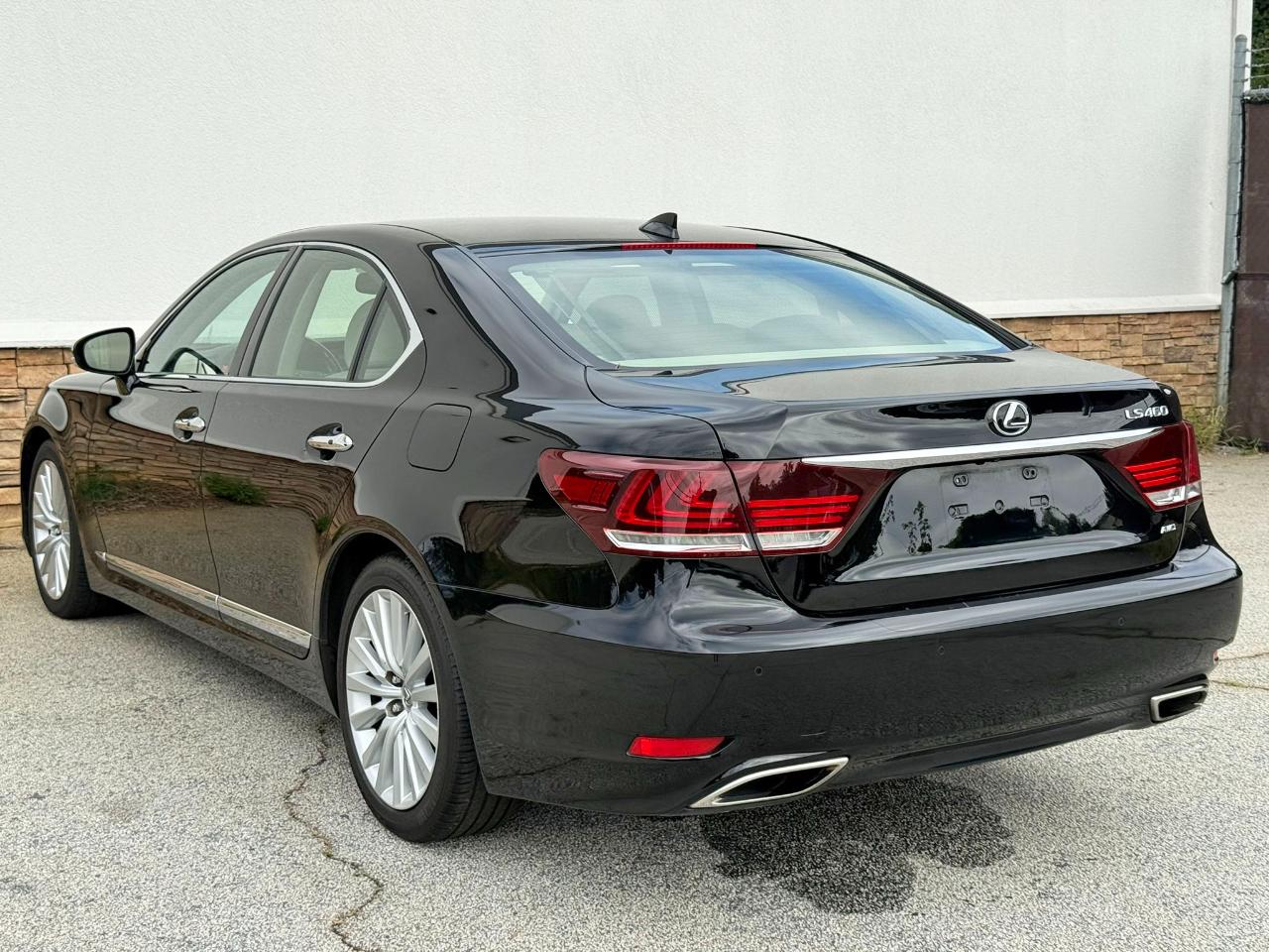 Lexus LS 460 Luxury Sedan AWD 2014