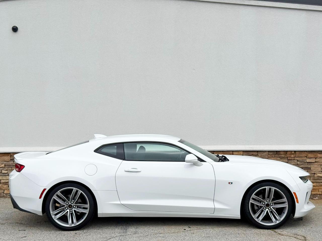 Chevrolet Camaro 1LT Coupe 8A 2018