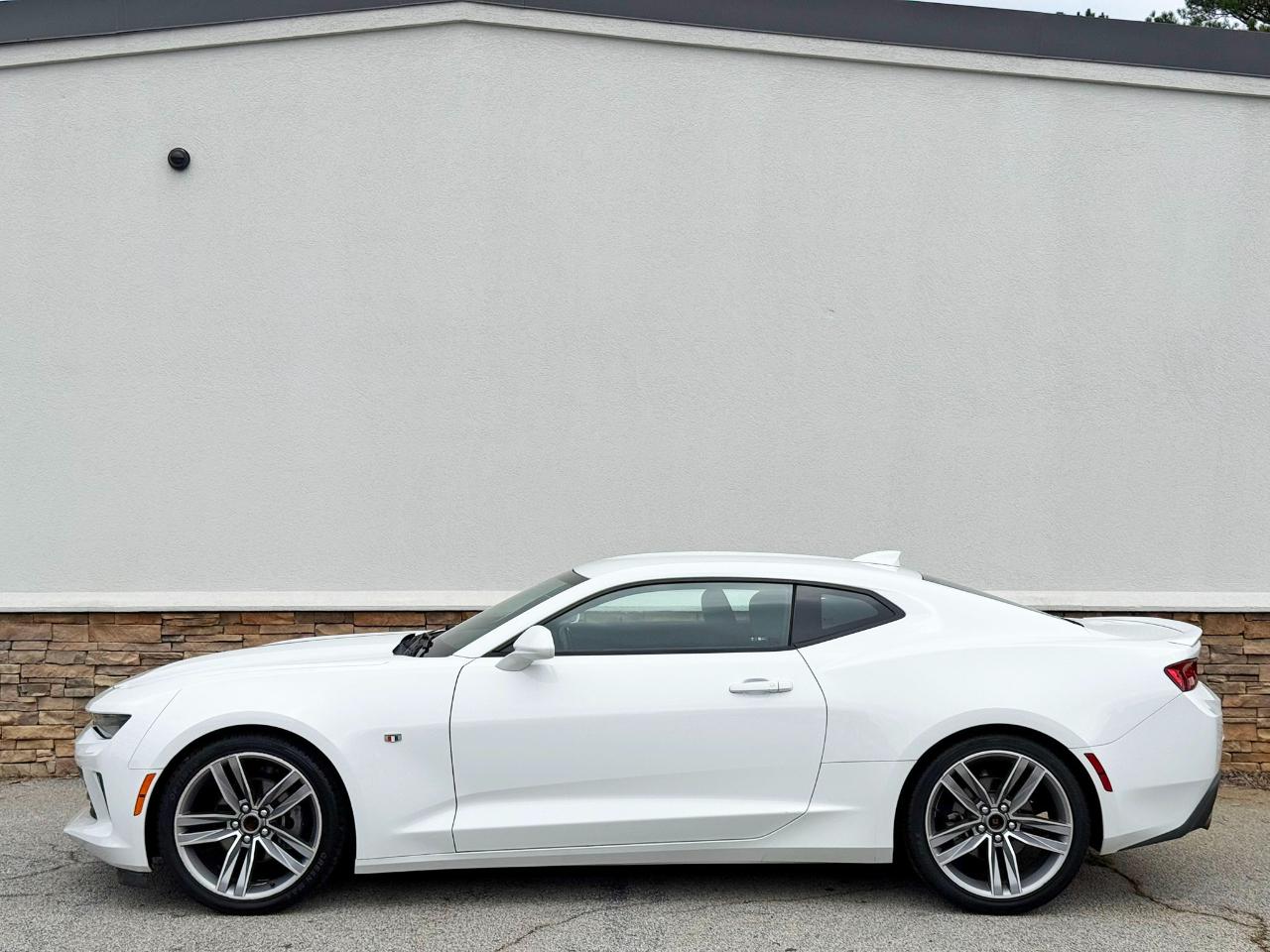 Chevrolet Camaro 1LT Coupe 8A 2018