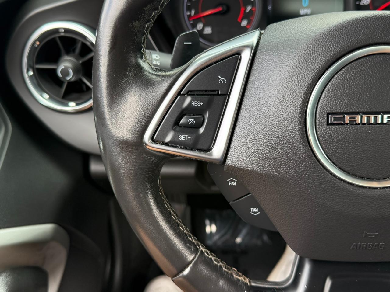 Chevrolet Camaro 1LT Coupe 8A 2018