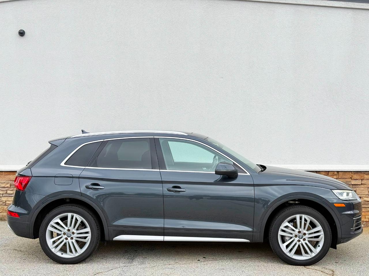 Audi Q5 2.0T Premium Plus quattro 2018