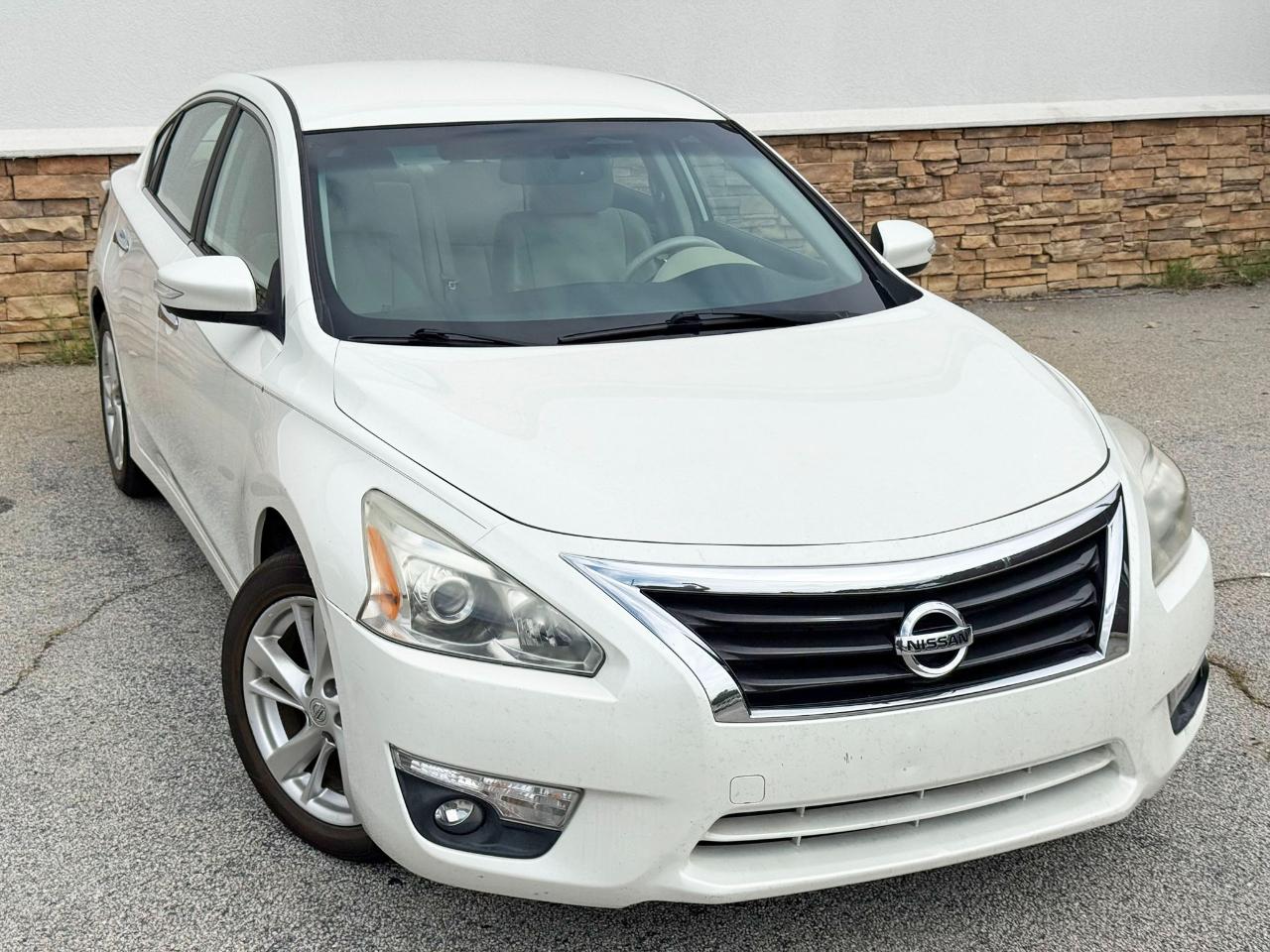 Nissan Altima 2.5 SV 2015