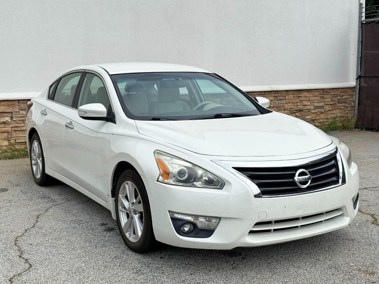 Nissan Altima 2.5 SV 2015