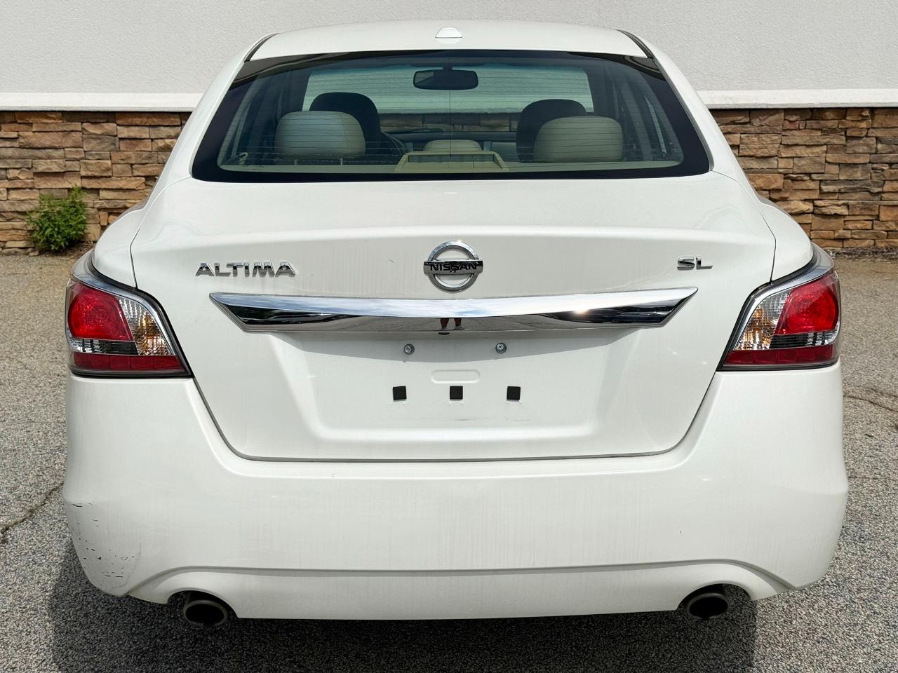 Nissan Altima 2.5 SV 2015