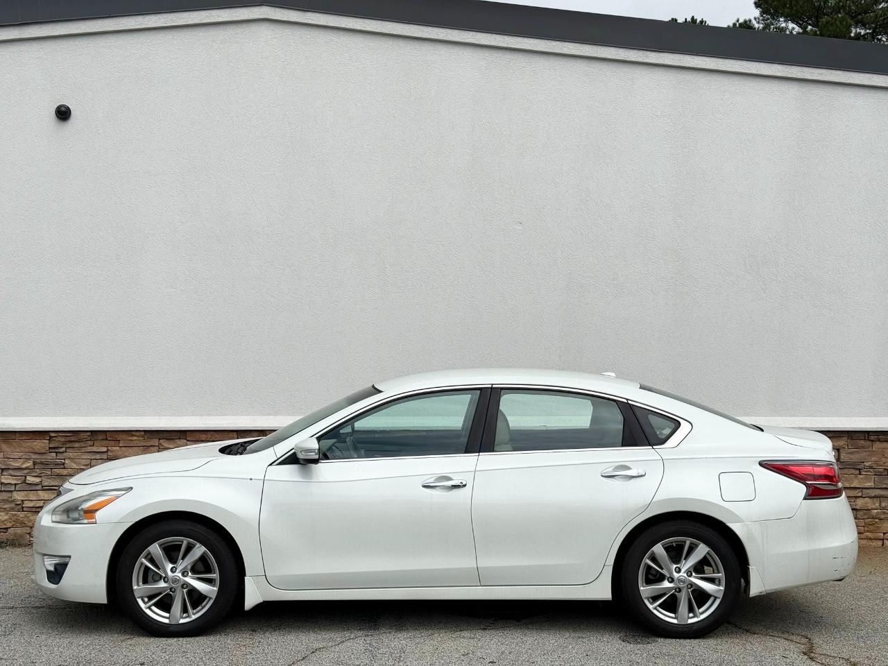 Nissan Altima 2.5 SV 2015