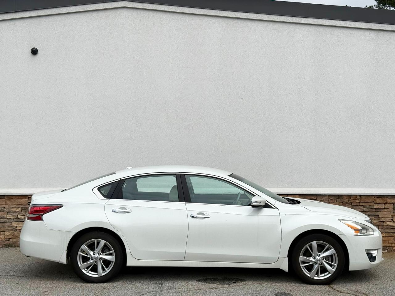 Nissan Altima 2.5 SV 2015