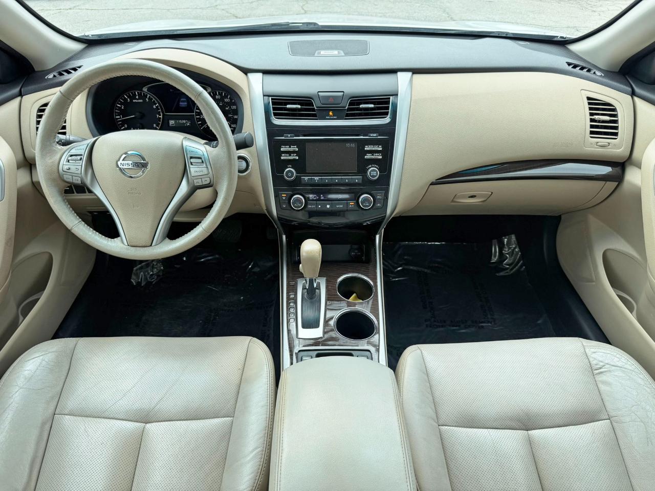 Nissan Altima 2.5 SV 2015