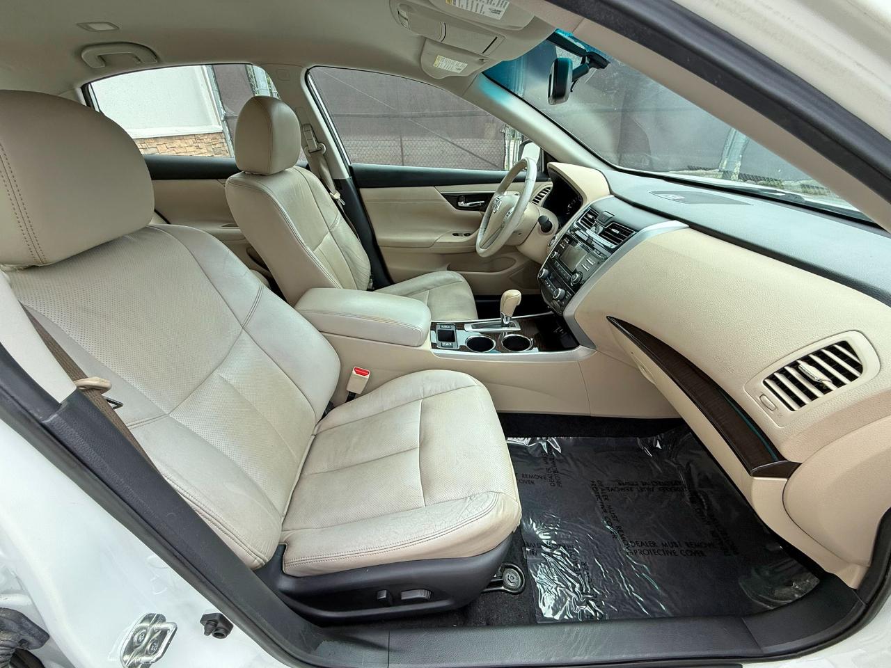 Nissan Altima 2.5 SV 2015