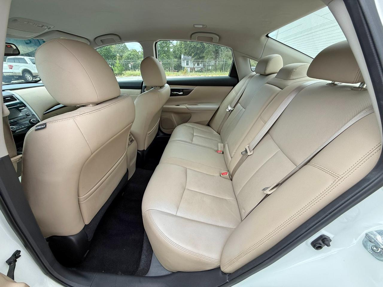 Nissan Altima 2.5 SV 2015