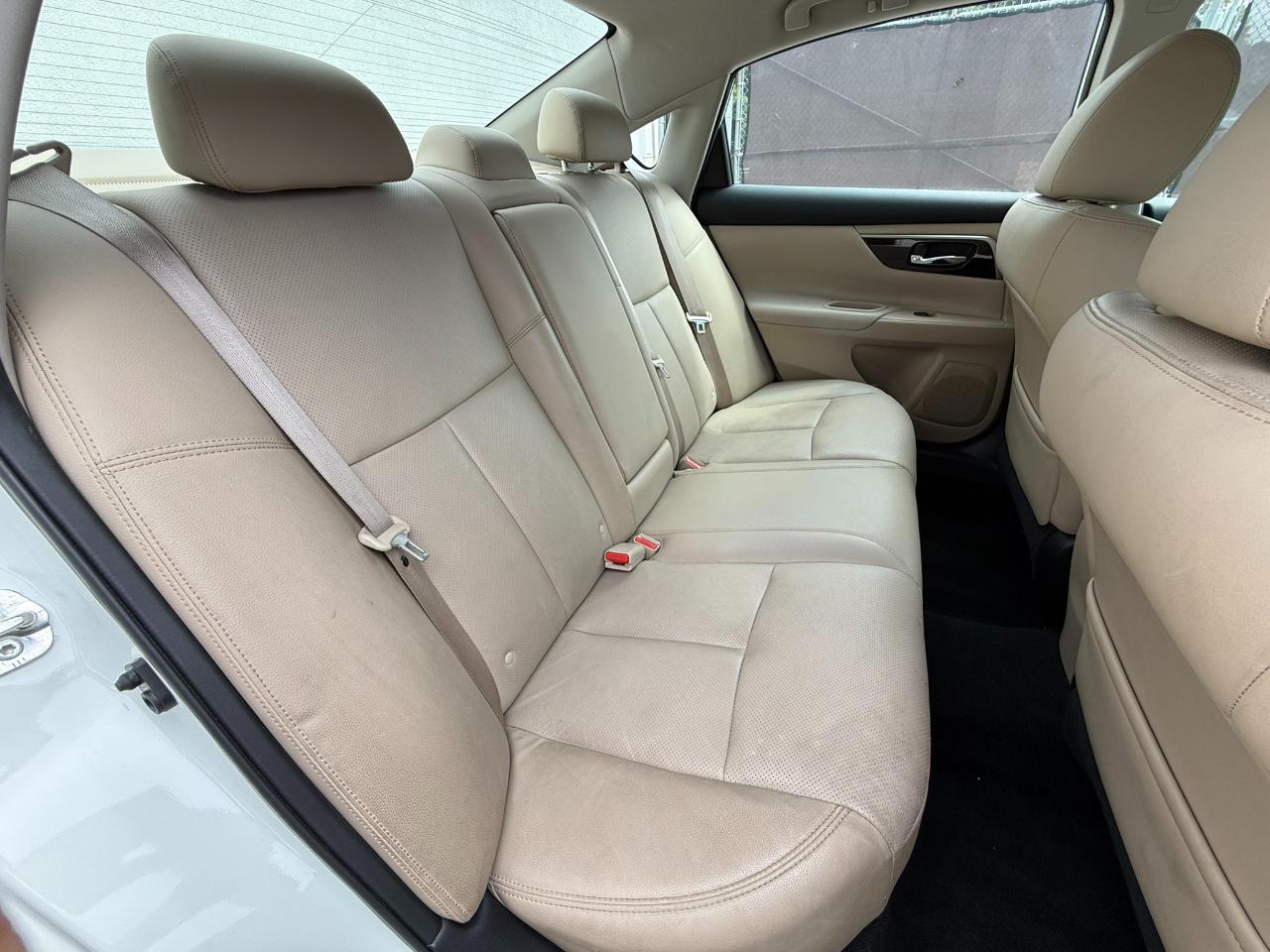Nissan Altima 2.5 SV 2015