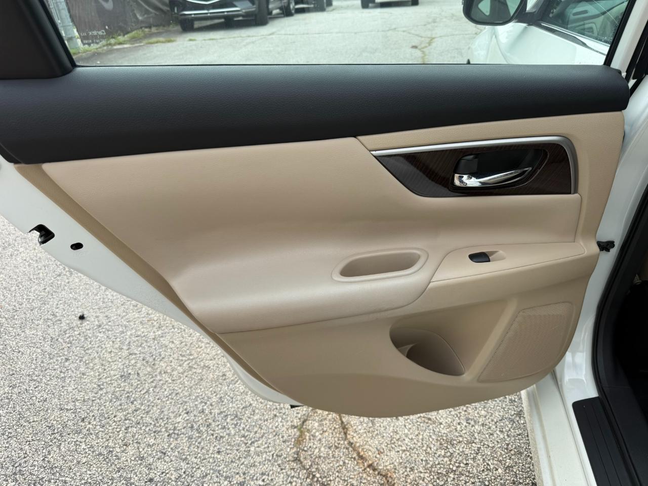 Nissan Altima 2.5 SV 2015