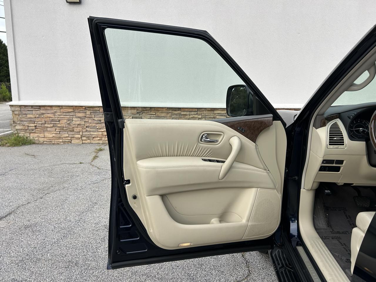 Infiniti QX80 2WD 2017