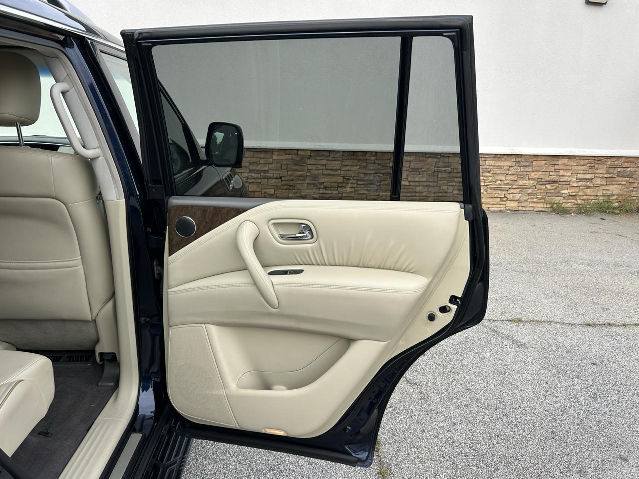 Infiniti QX80 2WD 2017