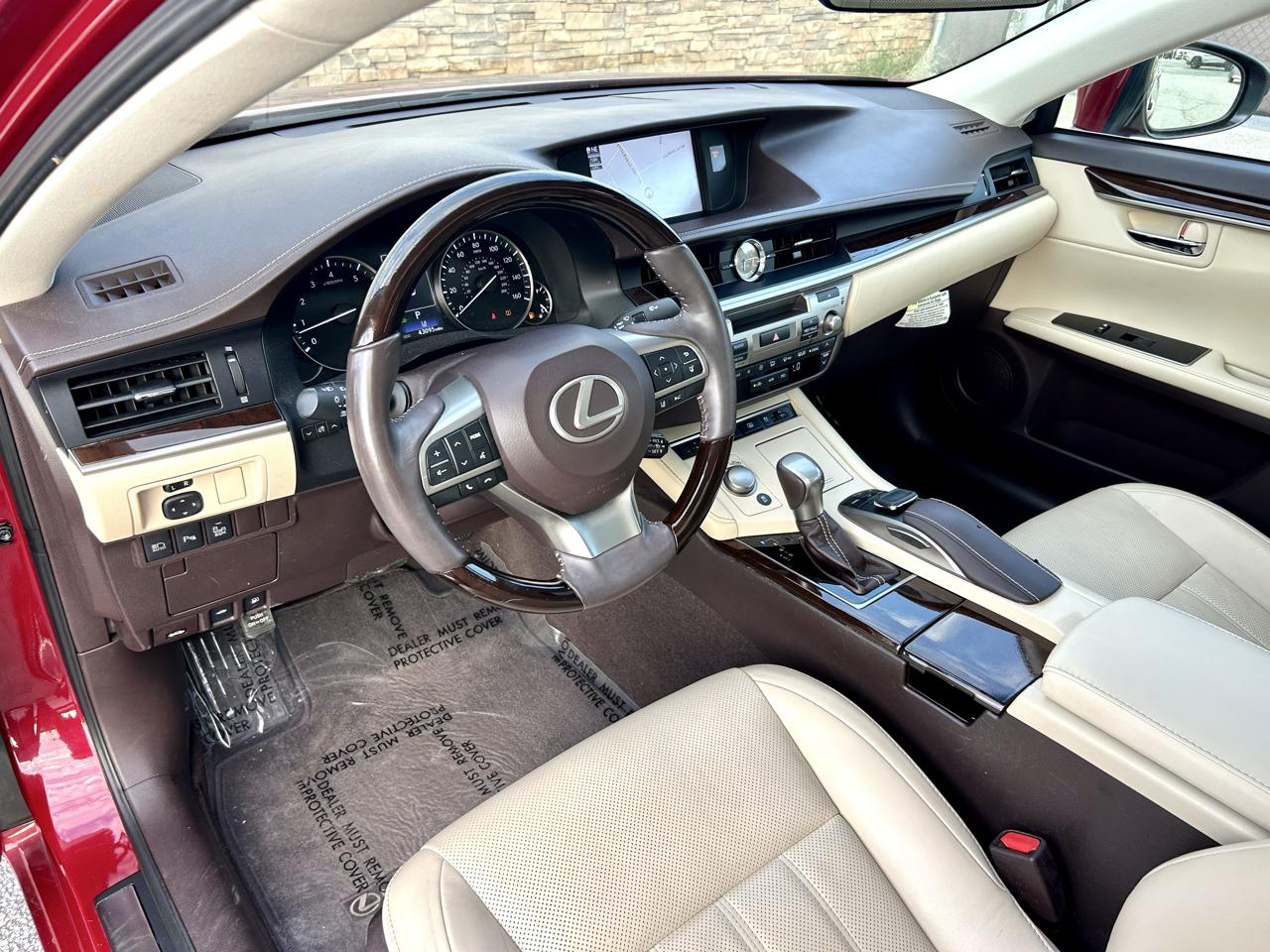Lexus ES 350 Sedan 2017