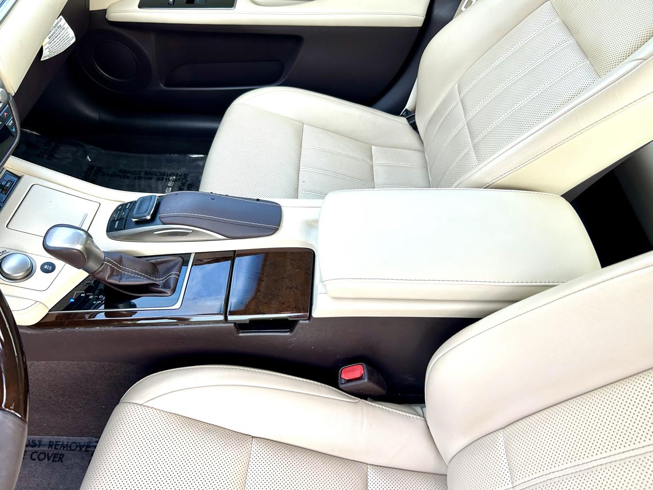 Lexus ES 350 Sedan 2017