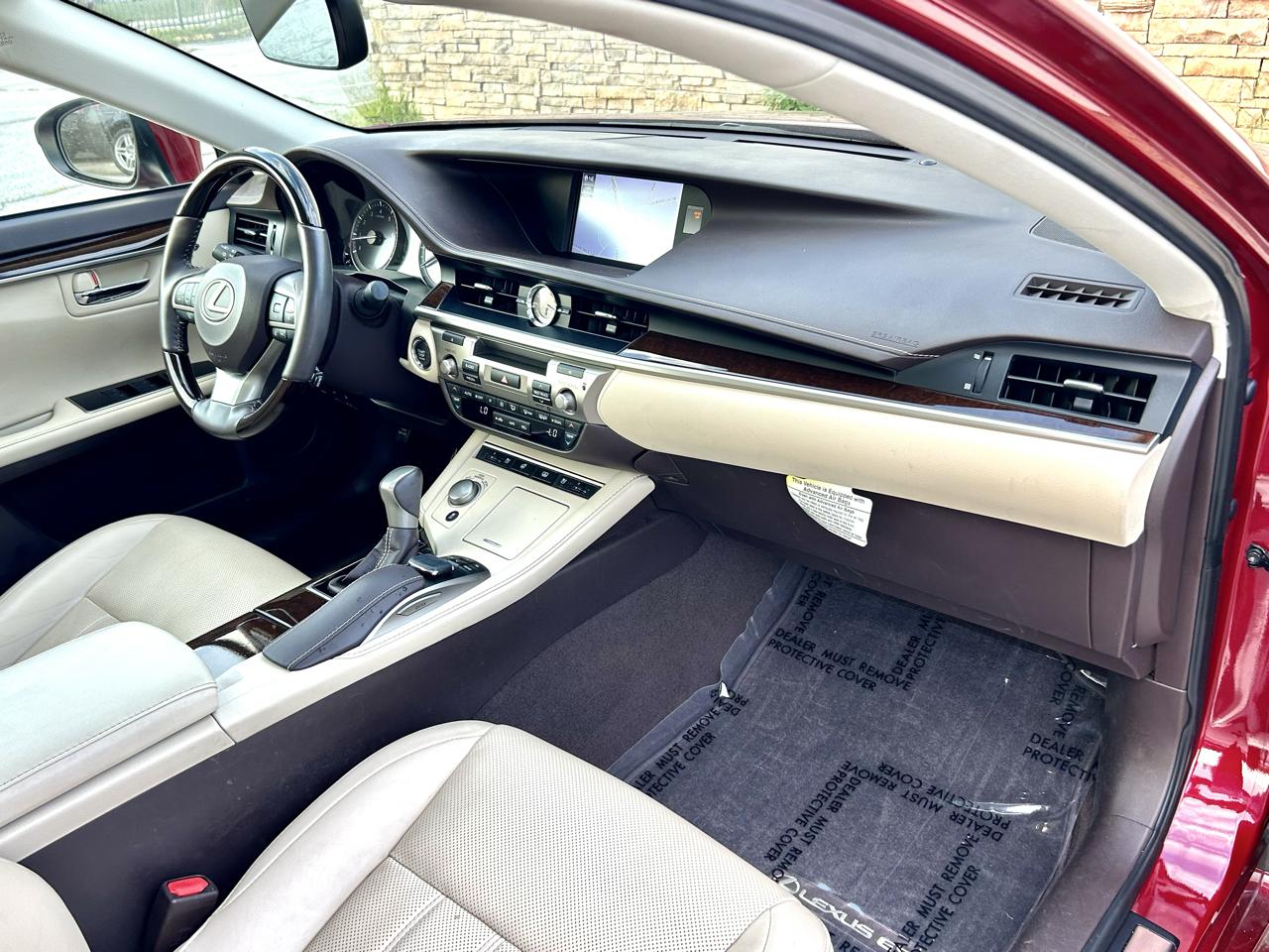 Lexus ES 350 Sedan 2017