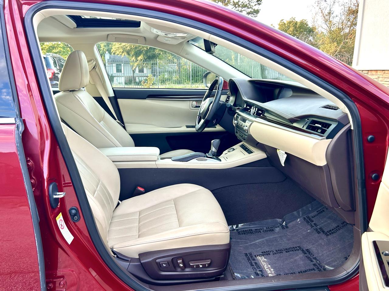 Lexus ES 350 Sedan 2017