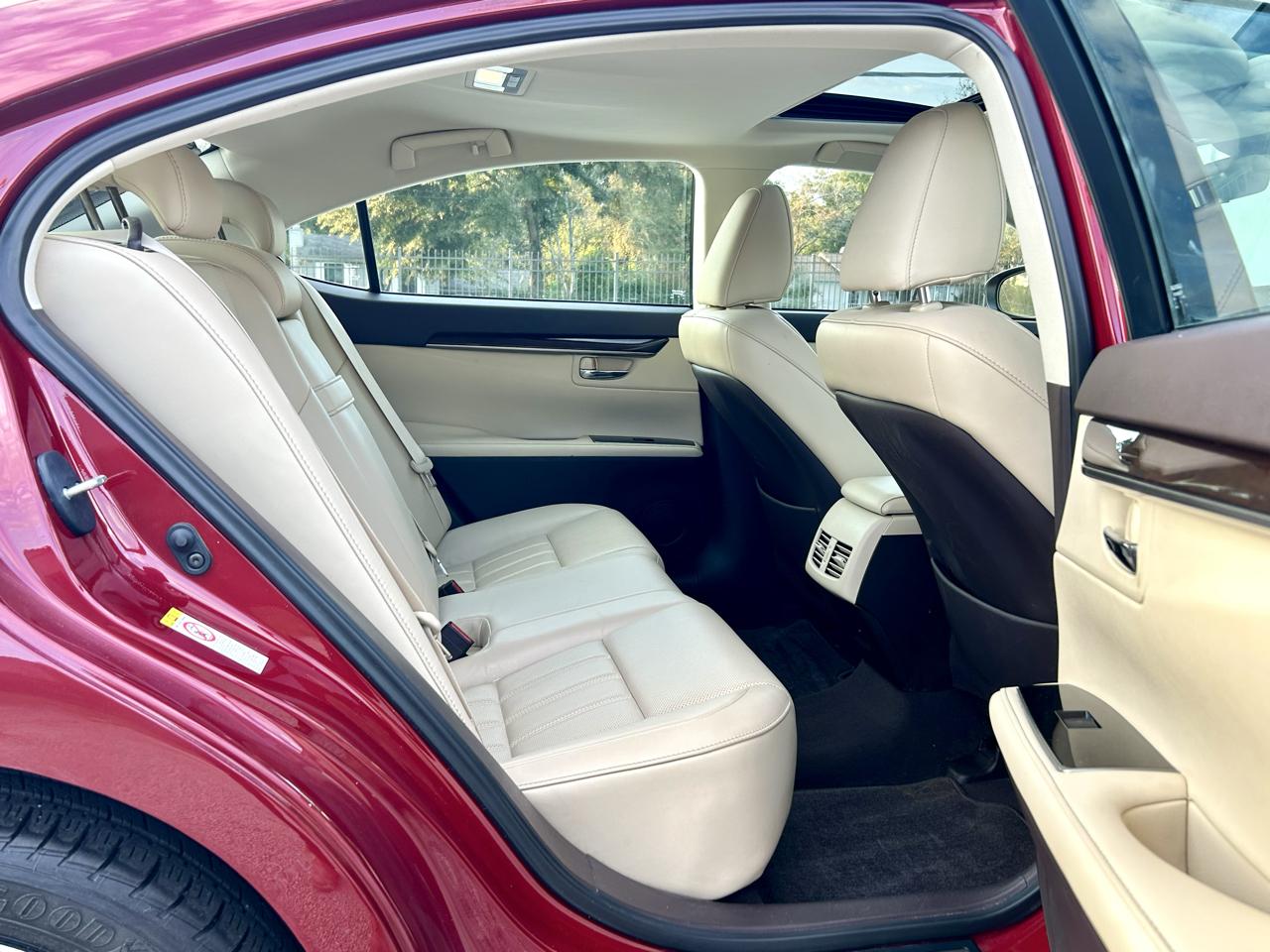 Lexus ES 350 Sedan 2017