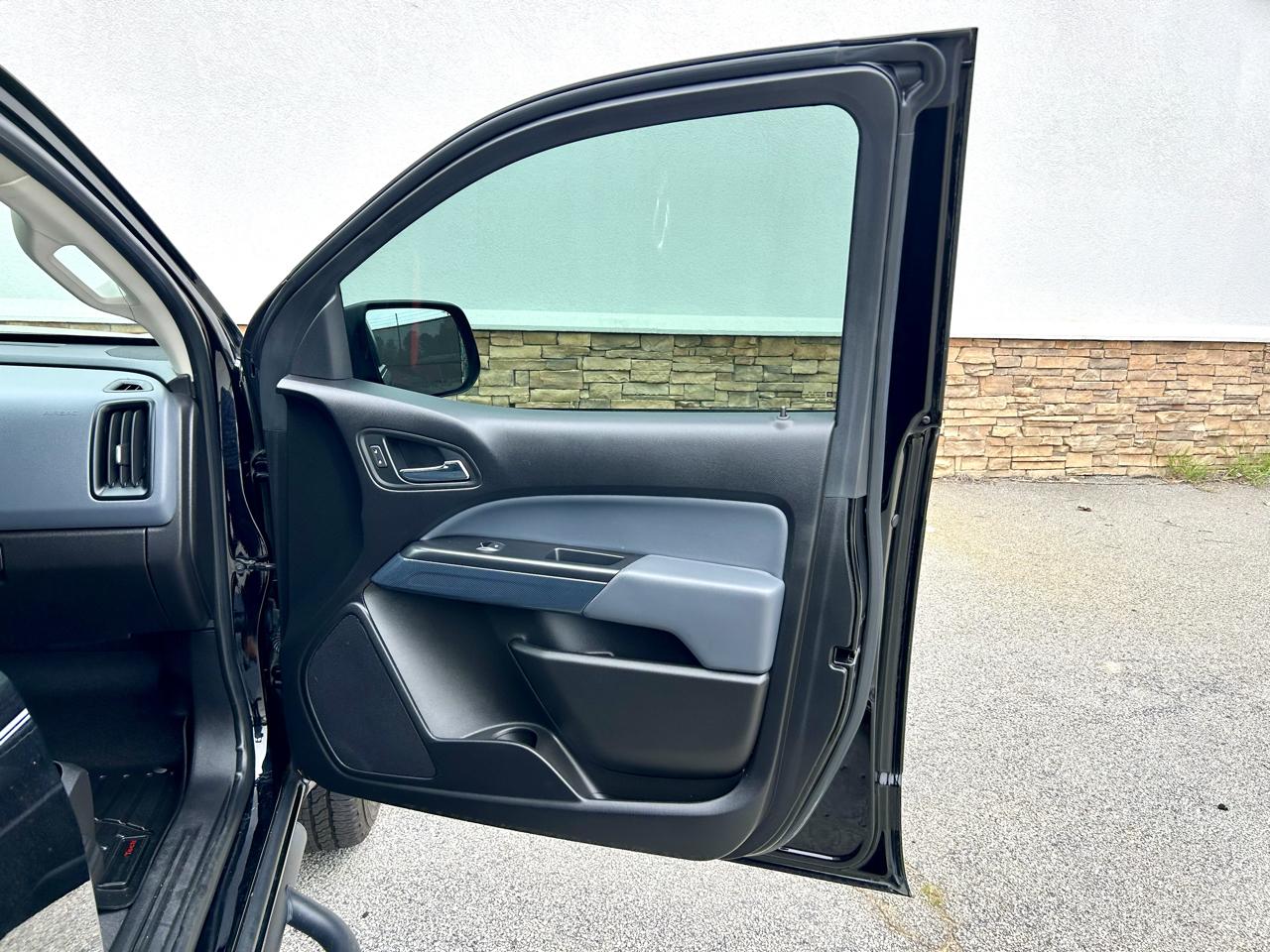 Chevrolet Colorado Z71 Crew Cab 2WD Short Box 2019