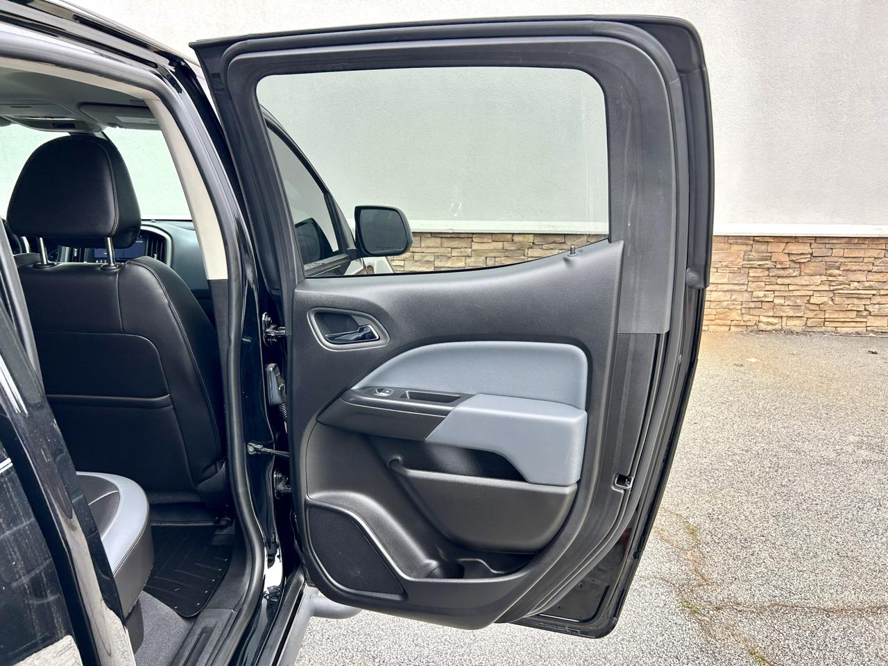 Chevrolet Colorado Z71 Crew Cab 2WD Short Box 2019