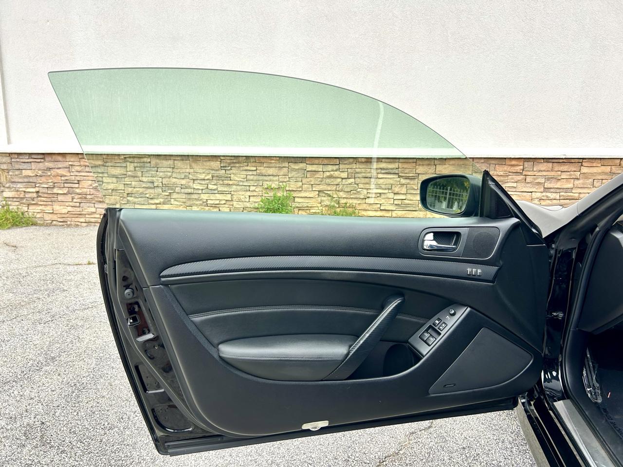 Infiniti G37 Base 2008