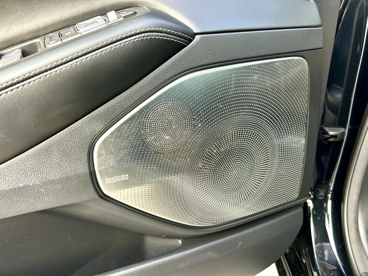 Genesis G90 Ultimate 2017