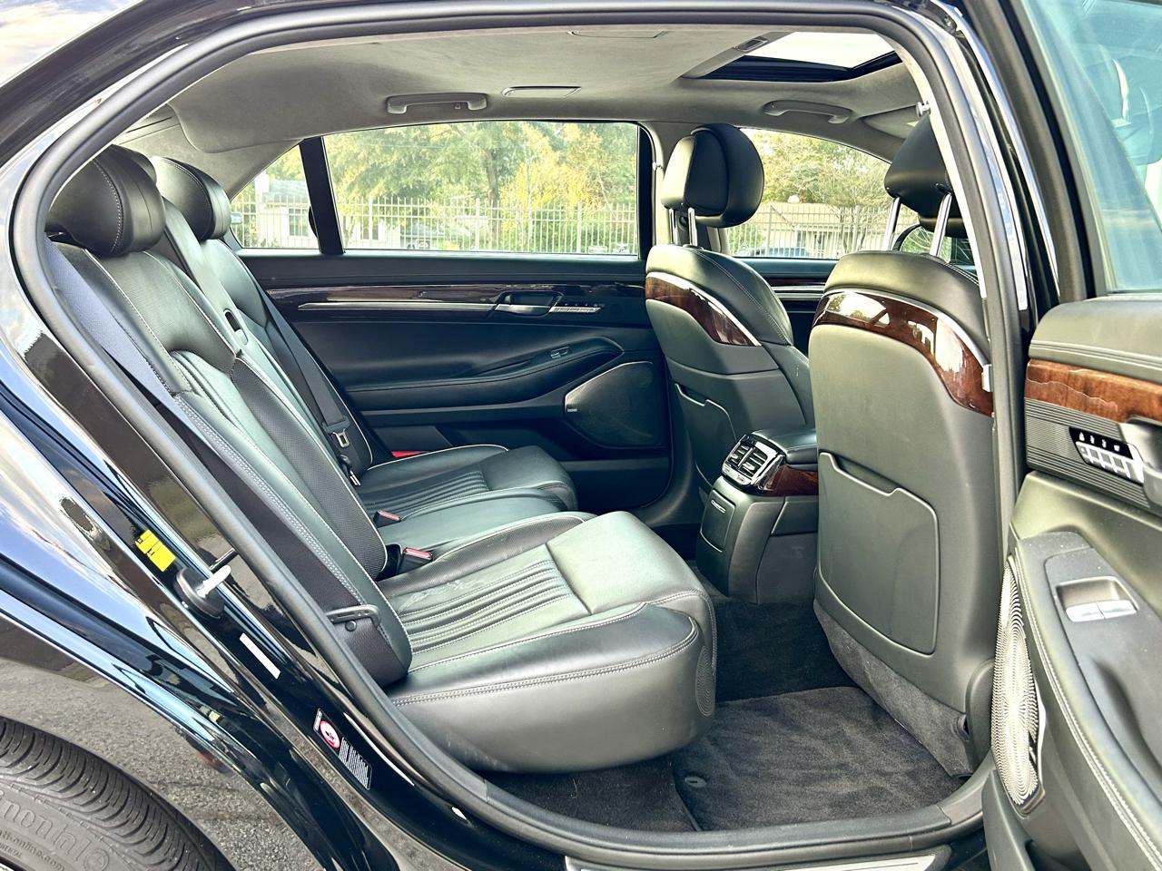 Genesis G90 Ultimate 2017