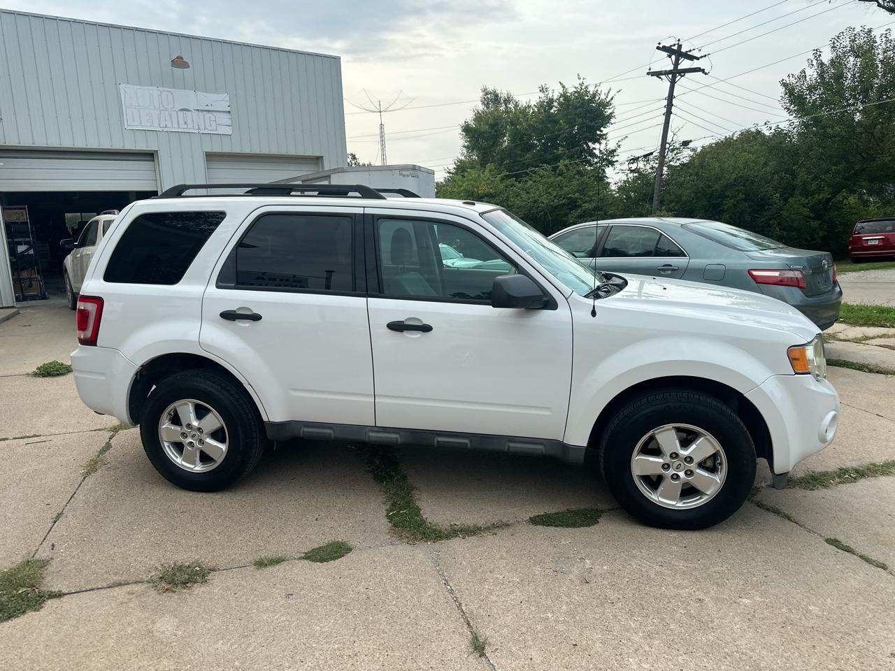 Ford Escape XLT FWD 2012